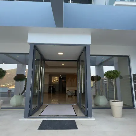 Ponti فندق فاسيليكي