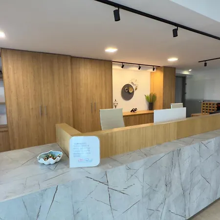 Ponti فاسيليكي