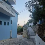 Ponti Ξενοδοχείο 2*
