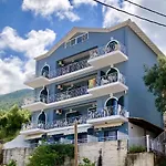 Hotel Ponti 2*