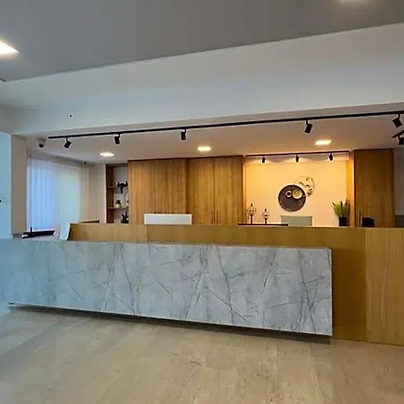 Hotel Ponti