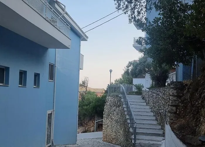 Ponti Ξενοδοχείο 2*