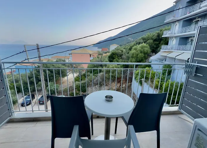 Ξενοδοχείο Ponti 2*