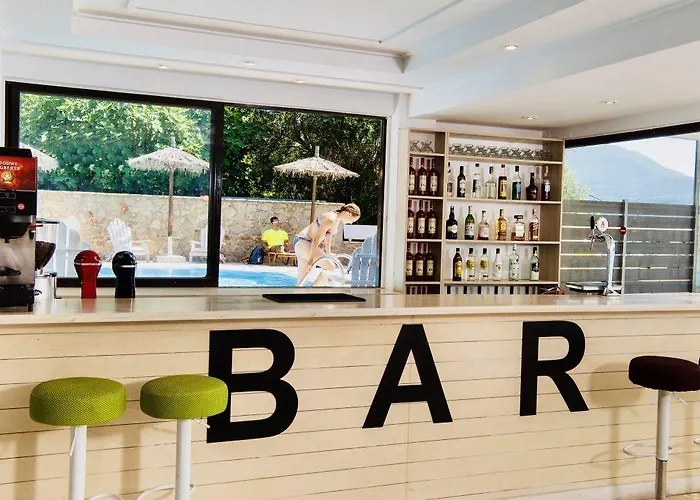 Ponti Ξενοδοχείο