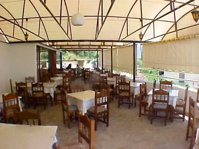 Ponti 2* Βασιλική